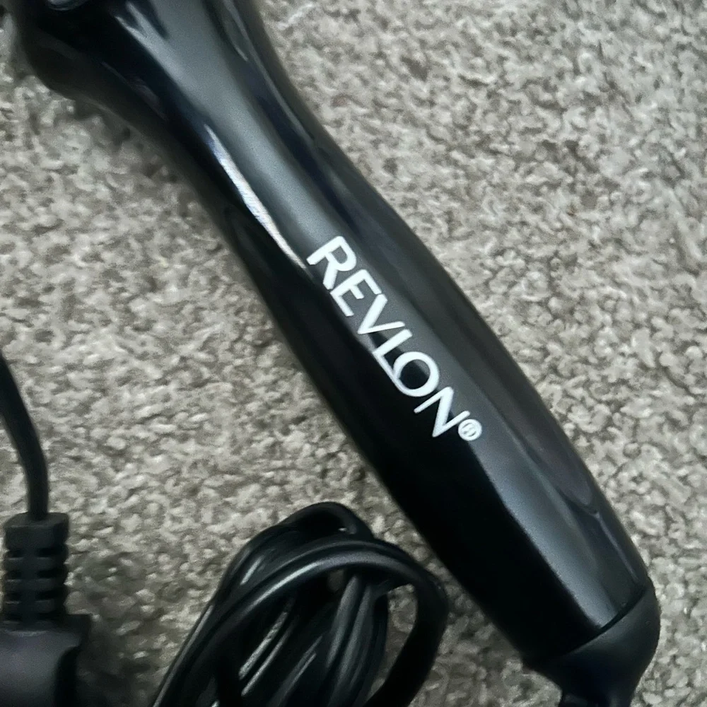 Revlon Black and Gray Hair Curler - Picture 2 of 6